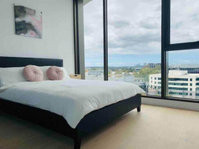 Macquarie Park 2Beds 2Bath with study 3min station